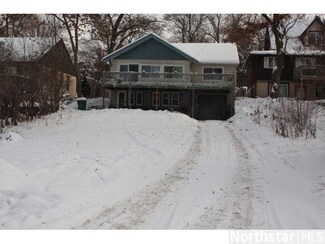 1036 Park Ave, Mahtomedi, MN 55115