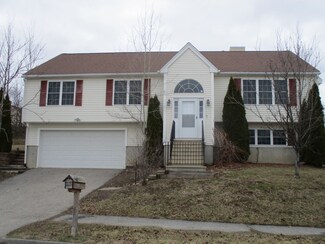 1 Navajo Rd, Worcester, MA 01606