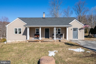 25 Langoma Rd, Elverson, PA 19520