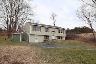 121 Truell Rd, White River Junction, VT 05001