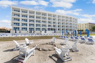 11500 Gulf Blvd Unit 513, Treasure Island, FL 33706
