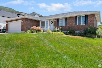 1544 E Green Rd, Fruit Heights, UT 84037
