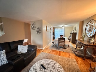 74 Churchill Dr Unit 74, Newington, CT 06111