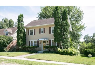 1515 K Ave NE, Cedar Rapids, IA 52402