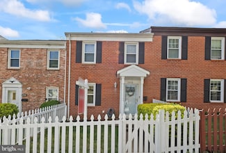 2913 Wetherburn Ct, Woodbridge, VA 22191