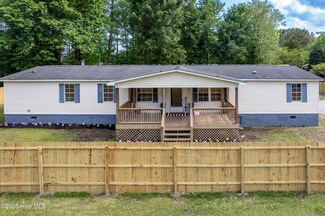 117 Rodeo Ln, Jacksonville, NC 28540