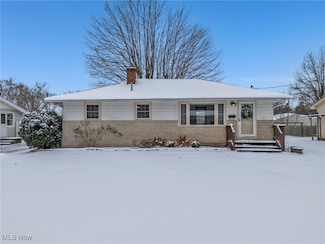 1026 Bel Air Dr NW, North Canton, OH 44720