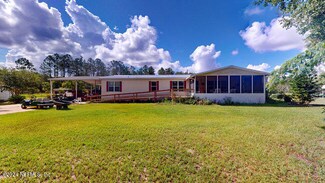 105 Saint Johns Ave, Satsuma, FL 32189