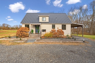 21R Upper Walnut Hill Rd, East Lyme, CT 06333