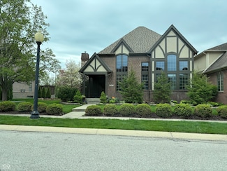 7661 Carriage House Way, Zionsville, IN 46077