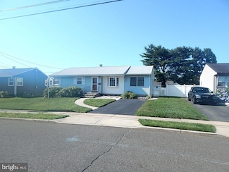 12 Gerard Rd, Trenton, NJ 08620