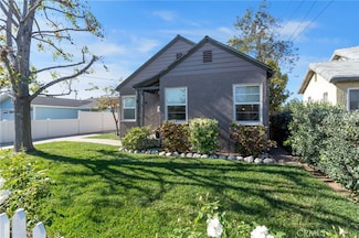 528 N Cambridge St, Orange, CA 92867