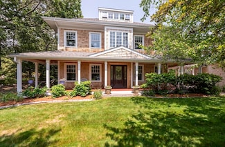 50 Castle View Dr, Gloucester, MA 01930