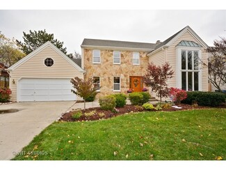 1929 Dorset Dr Unit 7, Wheaton, IL 60189