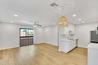 3131 W Cochise Dr Unit 216, Phoenix, AZ 85051