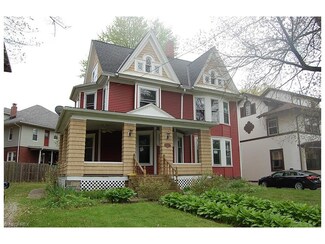 1048 W Market St, Akron, OH 44313
