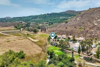 2476 Fallbrook Place, Escondido, CA 92027