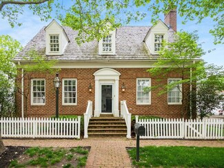 4516 Queen Ann St, New Albany, OH 43054