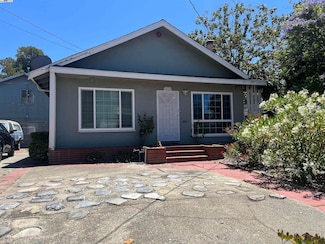 3118 63rd Ave, Oakland, CA 94605