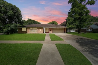 2210 San Jacinto Dr, Pasadena, TX 77502