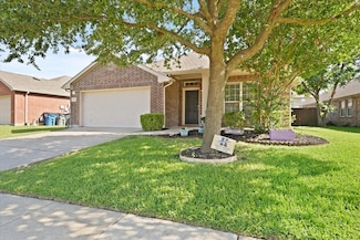 308 Highland Glen Dr, Wylie, TX 75098