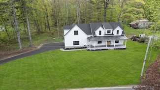 14 Corliss Hill Rd, Haverhill, MA 01830