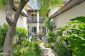 578 Water Oak Ln Unit B, Oak Park, CA 91377