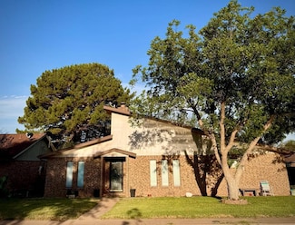 1800 Thompson Ave, Crane, TX 79731