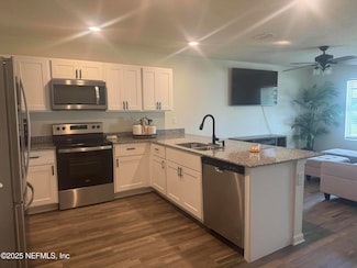 720 Liberty Cir, MacClenny, FL 32063