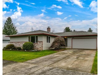 828 SE 213th Place, Gresham, OR 97030