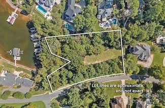 19002 Lakehouse Pointe Dr, Cornelius, NC 28031