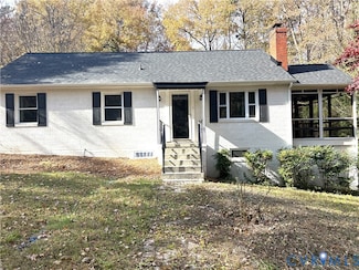 1042 Peck Rd, North Chesterfield, VA 23235