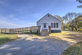 206 N West B St, La Place, IL 61936