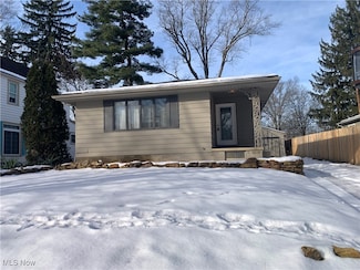 476 Orlando Ave, Akron, OH 44320