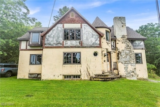 202 N State St, Wellington, OH 44090