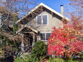 215 SW Gibbs St, Portland, OR 97239