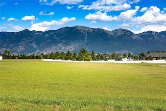 236 Holbrook Dr, Kalispell, MT 59901