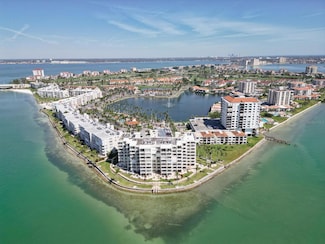6105 Bahia Del Mar Cir Unit 682, Saint Petersburg, FL 33715