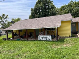 312 S Morrow St, Blue Ridge, TX 75424