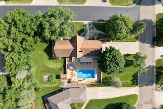 1905 Whitetail Run Place NE, Owatonna, MN 55060