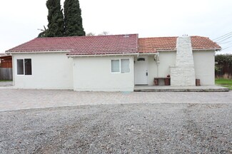 2950 Curtis Ave, Redwood City, CA 94063
