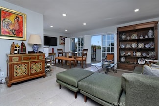4140 Warner Blvd Unit 302, Burbank, CA 91505