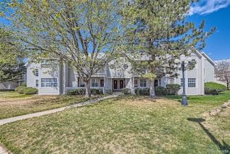 12685 E Pacific Cir Unit B, Aurora, CO 80014
