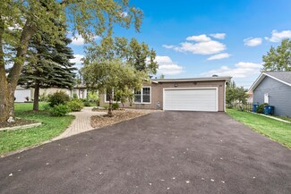 491 Konen Ave, Aurora, IL 60505
