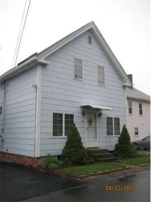 4 Newton St, Auburn, MA 01501