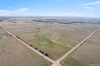 9117 Knob Hill, Perry, OK 73077