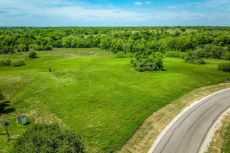 424 Brazos Way, Caldwell, TX 77836