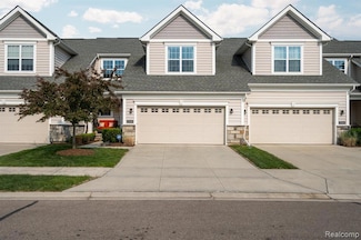 2548 Oxford Cir, Ann Arbor, MI 48103