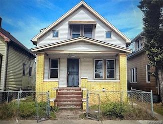 13486 Gallagher St, HamtraMcK, MI 48212