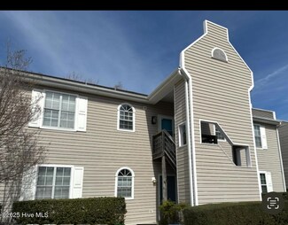 725 Bragg Dr Unit D, Wilmington, NC 28412